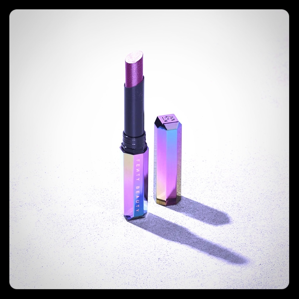 Fenty Beauty Hyper Glitz Lipstick In SCI-FLY